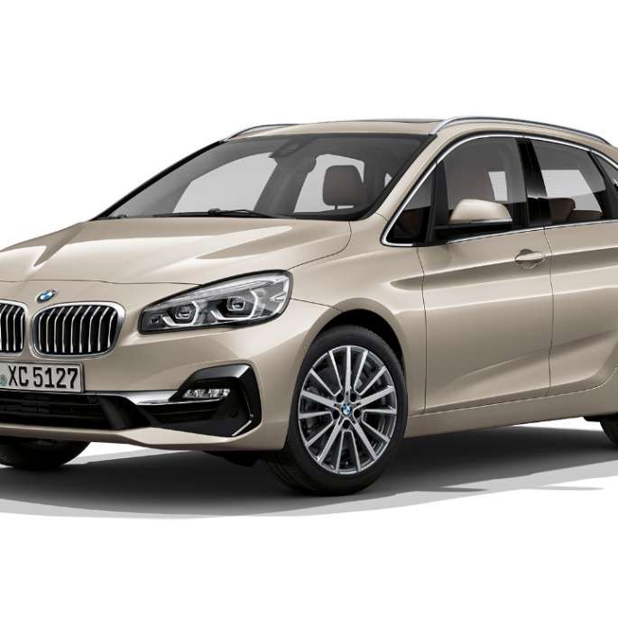 Three-quarter front view BMW 2 Series Active Tourer Model Luxury Line BMW 2 Series Active Tourer Model Luxury Line 225i xDrive F45 Jucaro Beige metallic three-quarter front view