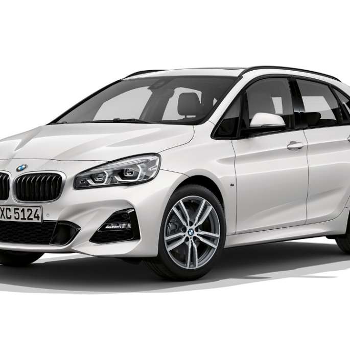 BMW 2 Series Active Tourer Model M Sport BMW 2 Series Active Tourer 220d xDrive Model M Sport F45 Mineral White metallic three-quarter front view