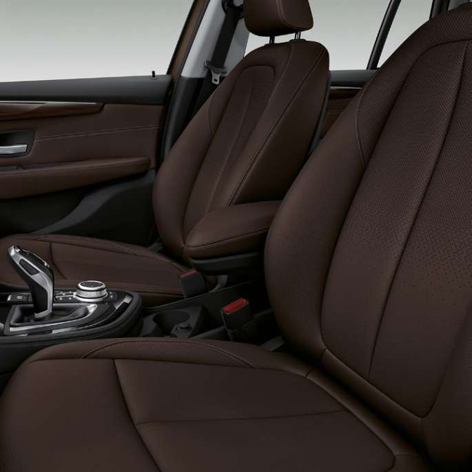 Sport seats BMW 2 Series Gran Tourer Model Luxury Line Sport seats BMW 2 Series Gran Tourer 218d xDrive Model Luxury Line F46 2018 interior