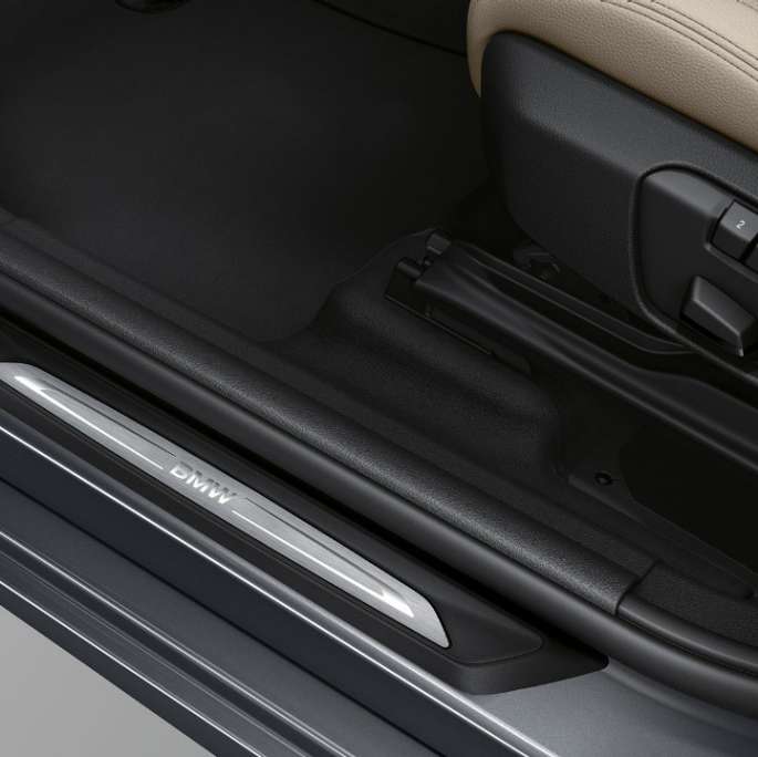 Door sill finishers BMW 2 Series Gran Tourer Model Sport Line Door sill finishers BMW 2 Series Gran Tourer 220d Model Sport Line F46 2018 Mineral Grey metallic close-up view