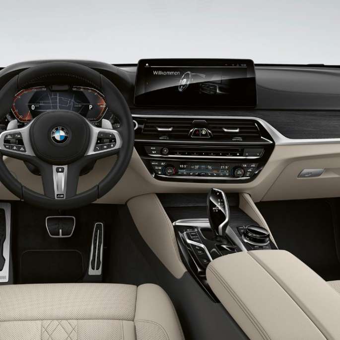 Cockpit BMW 6 Series Gran Turismo M Sport package G32 2020 BMW 6er Gran Turismo G32 640i xDrive 2020 M Sport package Leather ‘Nappa’ Ivory White interior