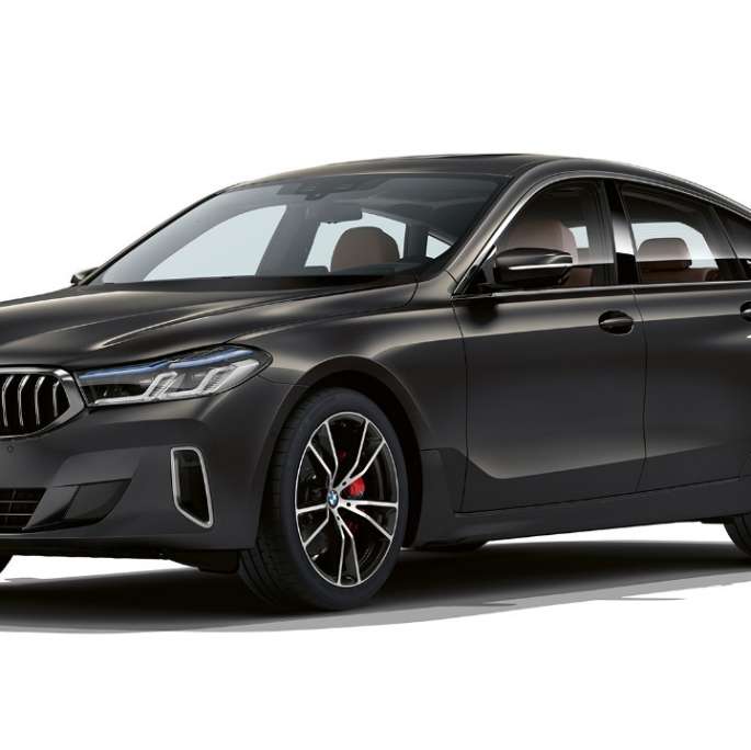BMW 6 Series Gran Turismo Luxury Line G32 2020 BMW 6 Series Gran Turismo G32 640d xDrive 2020 Luxury Line Dravit Grey three-quarter front view