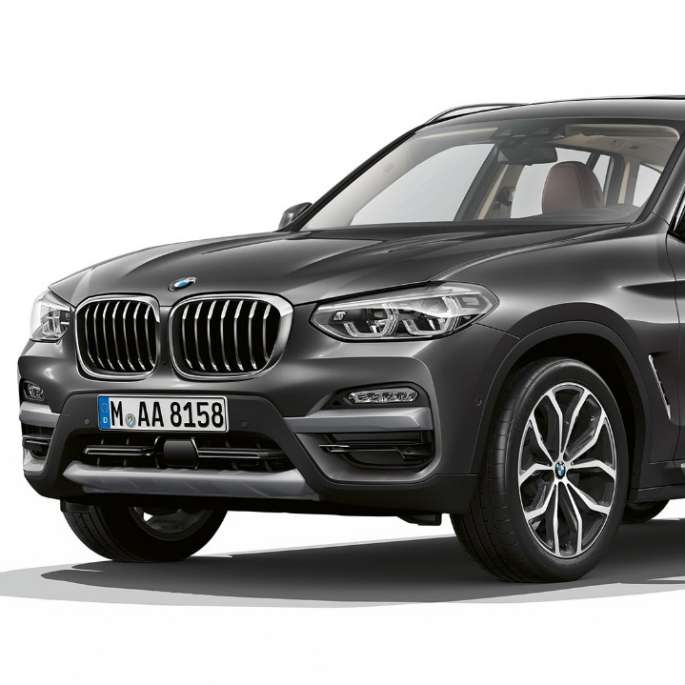 BMW X3 M40i, Model xLine, three-quarter front shot BMW X3 M40i, Model xLine, three-quarter front shot