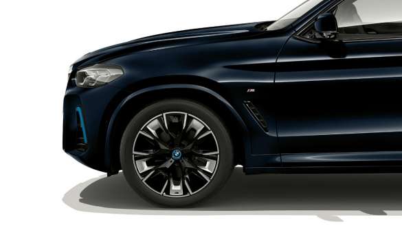 Side view BMW iX3  BMW iX3 G08 2021 side view