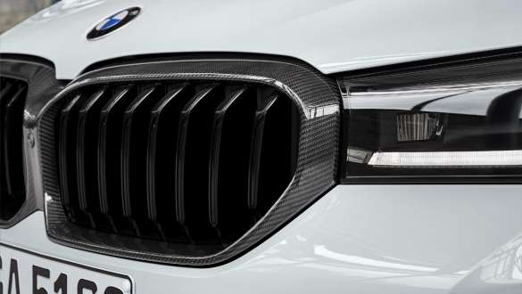 M Performance kidney grille carbon fibre BMW 5 Series Sedan G30 M Performance Parts M Performance kidney grille carbon fibre BMW 5 Series Sedan G30 M Performance Parts close up