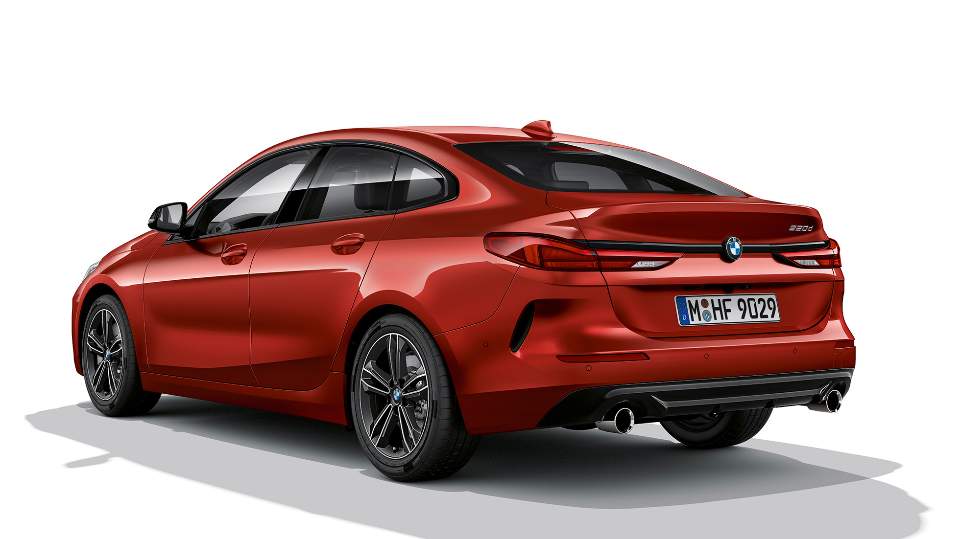 BMW Individual high-gloss Shadow Line BMW 2 Series Gran Coupé Model Sport Line BMW Individual high-gloss Shadow Line BMW 2 Series Gran Coupé Model Sport Line Melbourne Red F44 three-quarter rear view