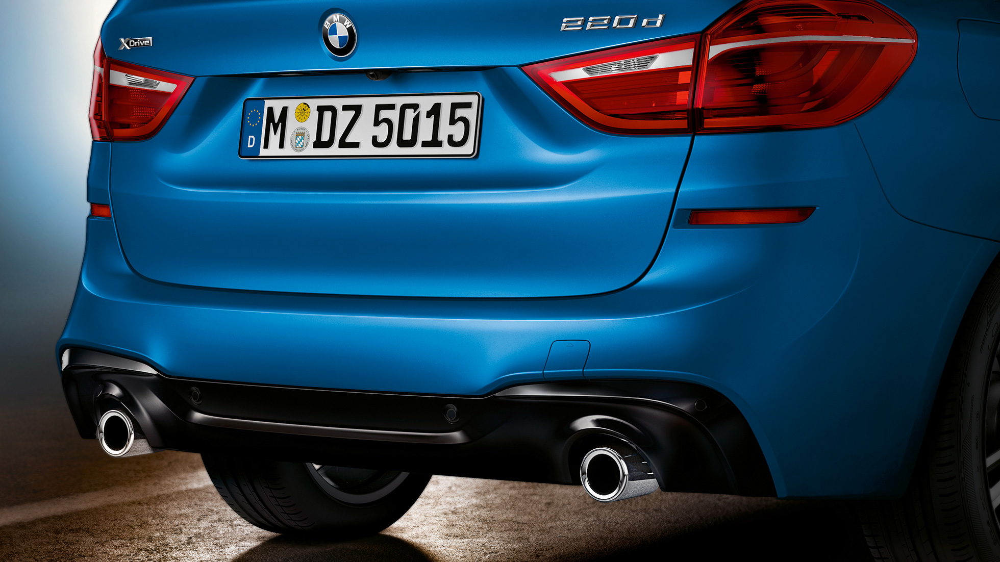 Rear section BMW 2 Series Gran Tourer Rear section BMW 2 Series Gran Tourer F46 2018 Estoril Blue metallic close-up rear