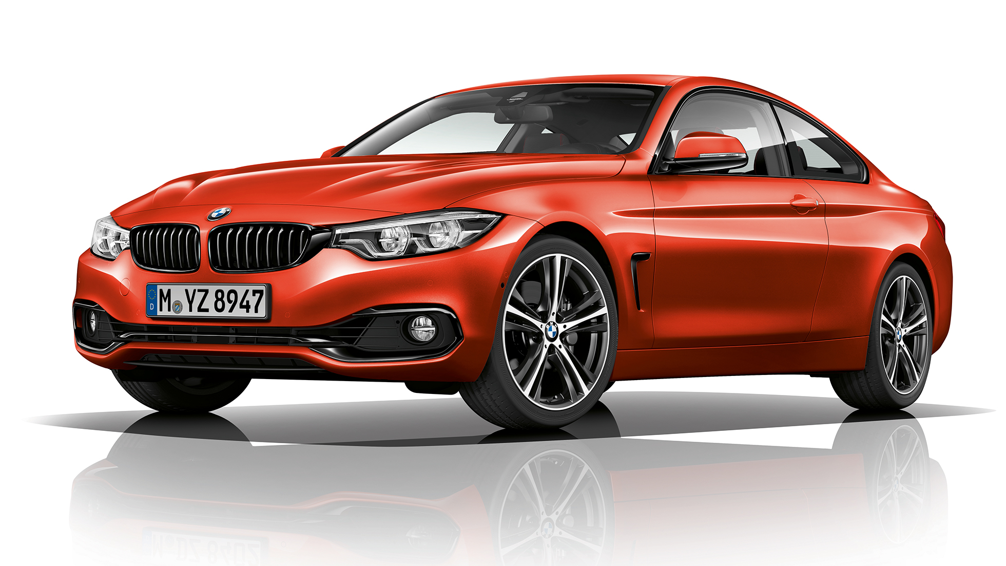 BMW 4 Series Coupé, Model Sport Line three-quarter front shot BMW 4 Series Coupé, Model Sport Line three-quarter front shot