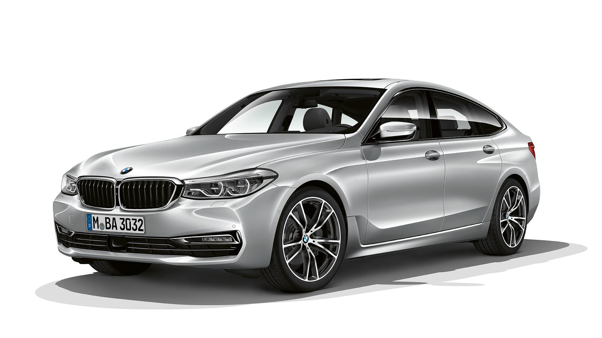 BMW 6 Series Gran Turismo G32 Sport Line three-quarter front view BMW 6 Series Gran Turismo G32 2017 Sport Line Glacier Silver metallic three-quarter front view