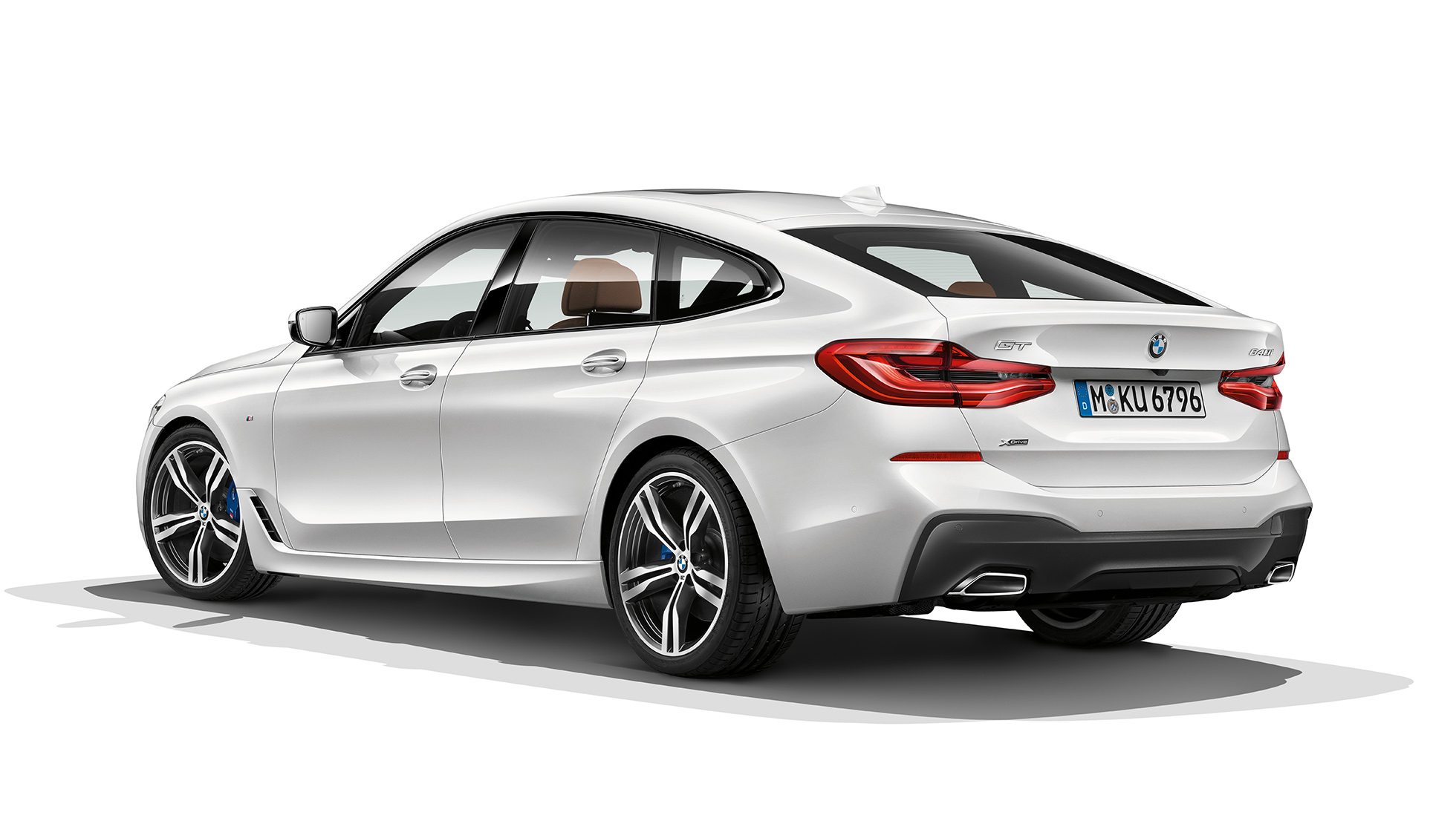 BMW 6 Series Gran Turismo G32 M Sport package three-quarter rear view BMW 6 Series Gran Turismo G32 2017 M Sport package Mineral white metallic three-quarter rear view