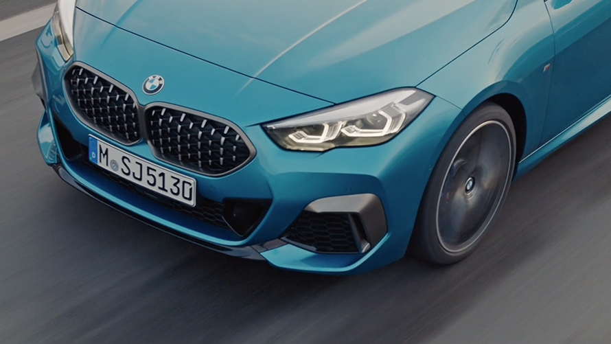 Film BMW M235i xDrive Gran Coupé Film BMW M235i xDrive Gran Coupé 2020 Black Sapphire metallic F44