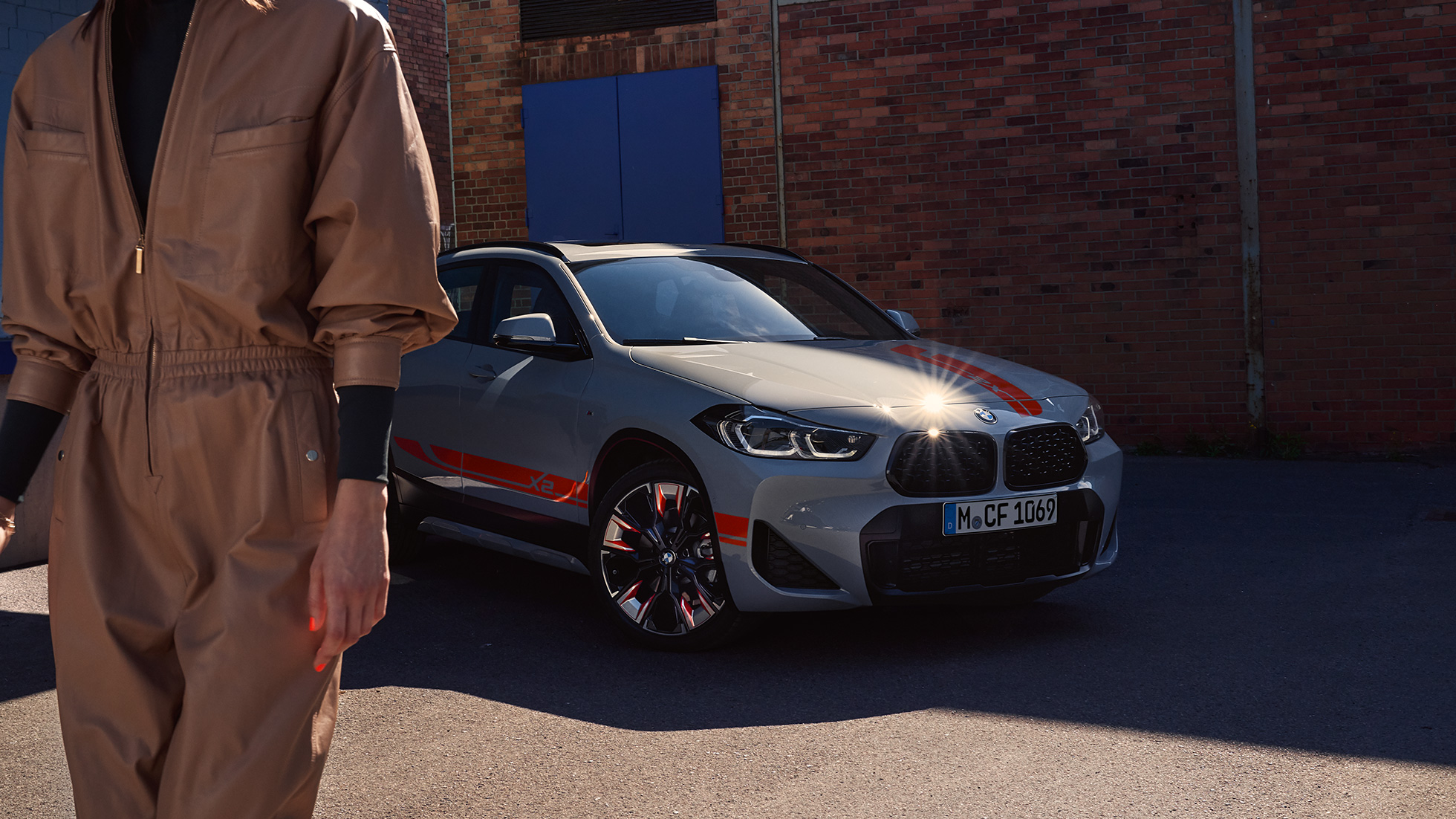 Double kidney BMW X2 F39 BMW X2 2020 F39 Brooklyn Grey three quarter front view Double kidney