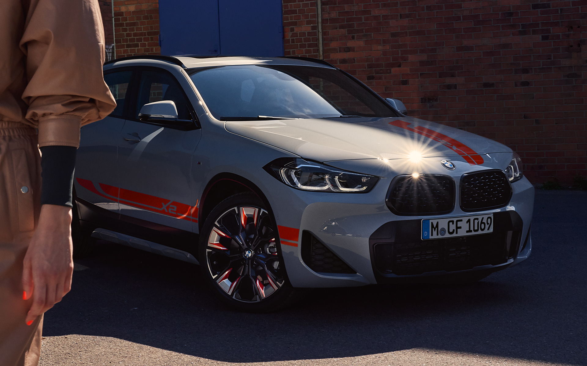 BMW X2 F39 2020 Brooklyn Grey three quarter front view Double kidney