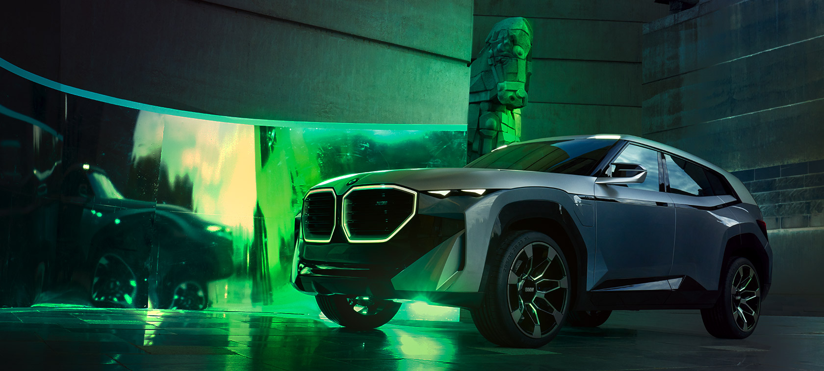 BMW CONCEPT XM. BMW CONCEPT XM.