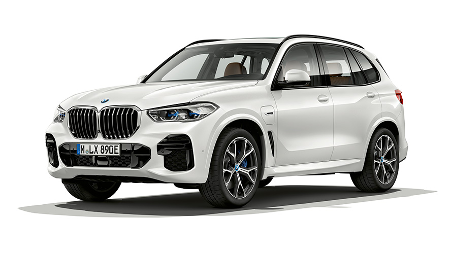 BMW X5 xDrive45e Plug-in Hybrid BMW X5 xDrive45e Plug-in Hybrid G05 three-quarter front view