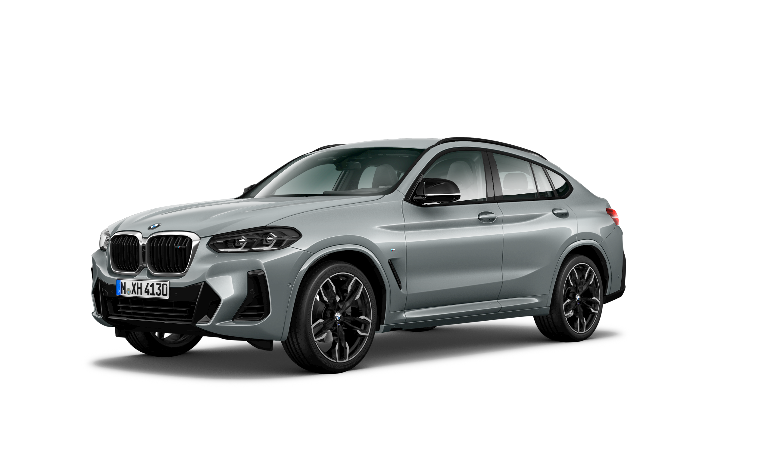 BMW X4 M40i, three-quarter front view BMW X4 M40i in Black Sapphire metallic, exterior, three-quarter front view, left side with light strips