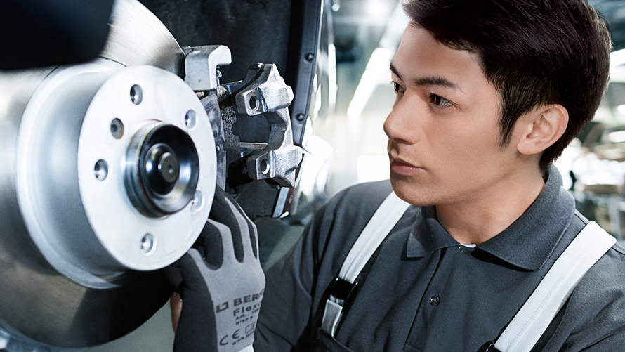 Brake Pads Replacement Package Brake Pads Replacement Package